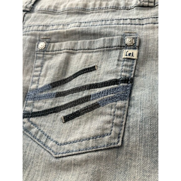 Y2K LEI Ashley Trouble Denim Mini Skirt 15 Low Rise Micro Embroidered Festival - Picture 3 of 12